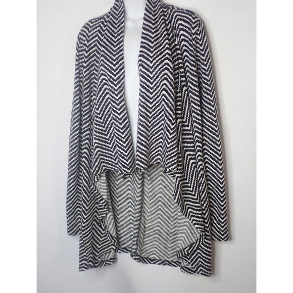 Skies Are Blue XS Long SLeeve Cardigan Black White Acrylic Open Front‎ Casual - Picture 2 of 4
